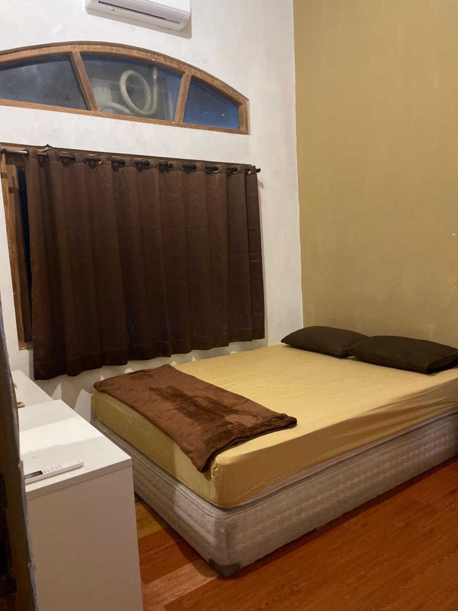Lanina Homestay *